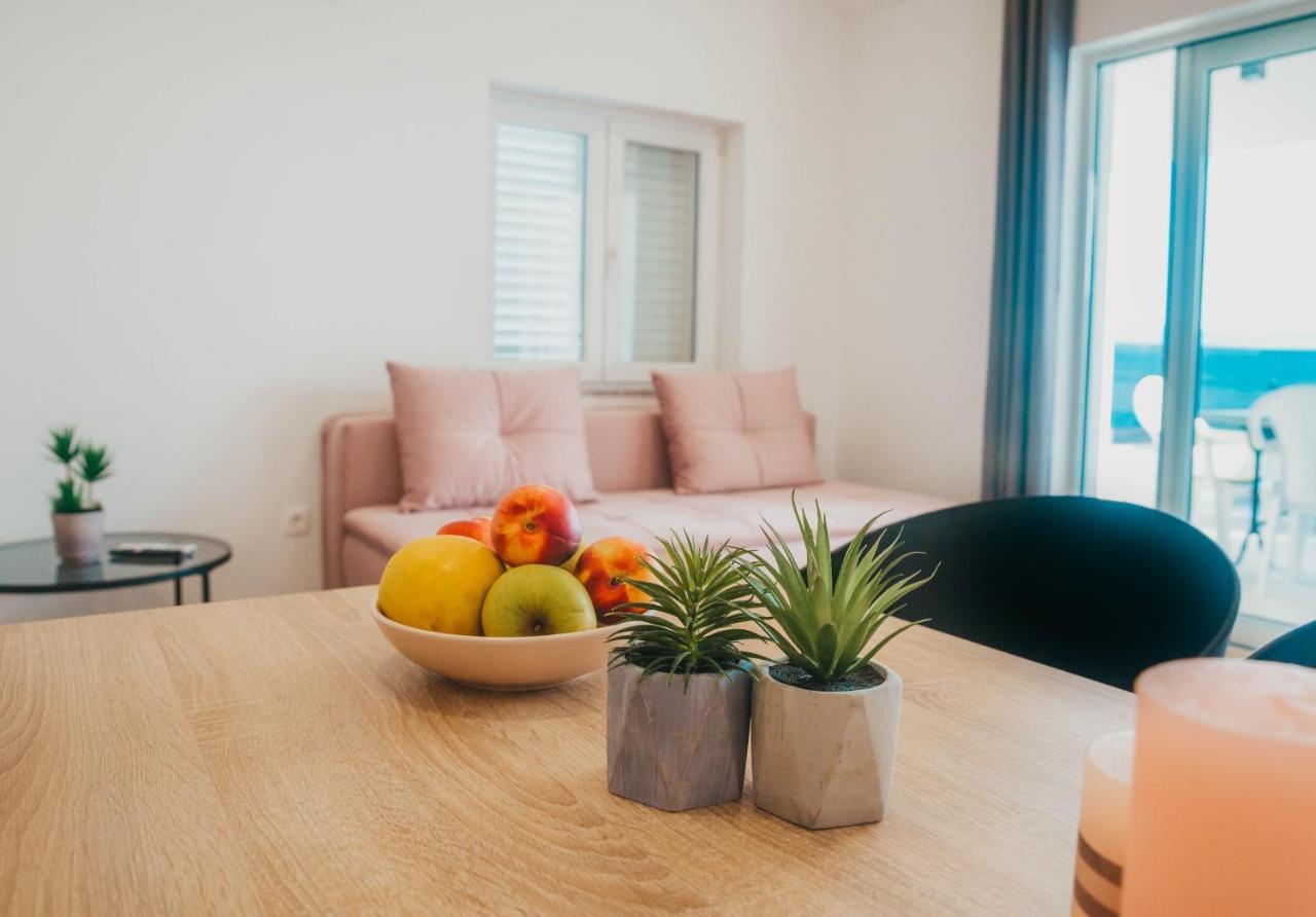 Apartments Nina Brist Zewnętrze zdjęcie
