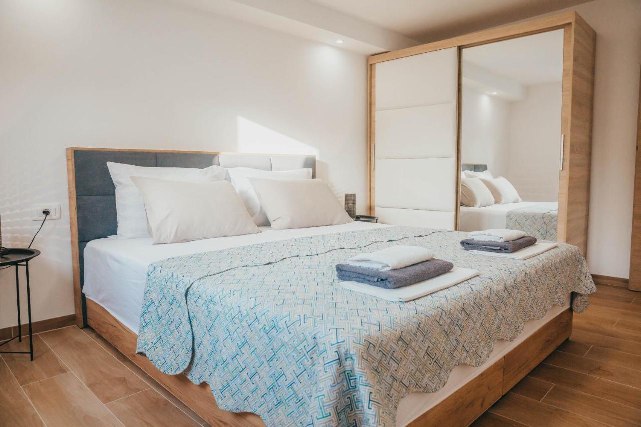 Apartments Nina Brist Zewnętrze zdjęcie